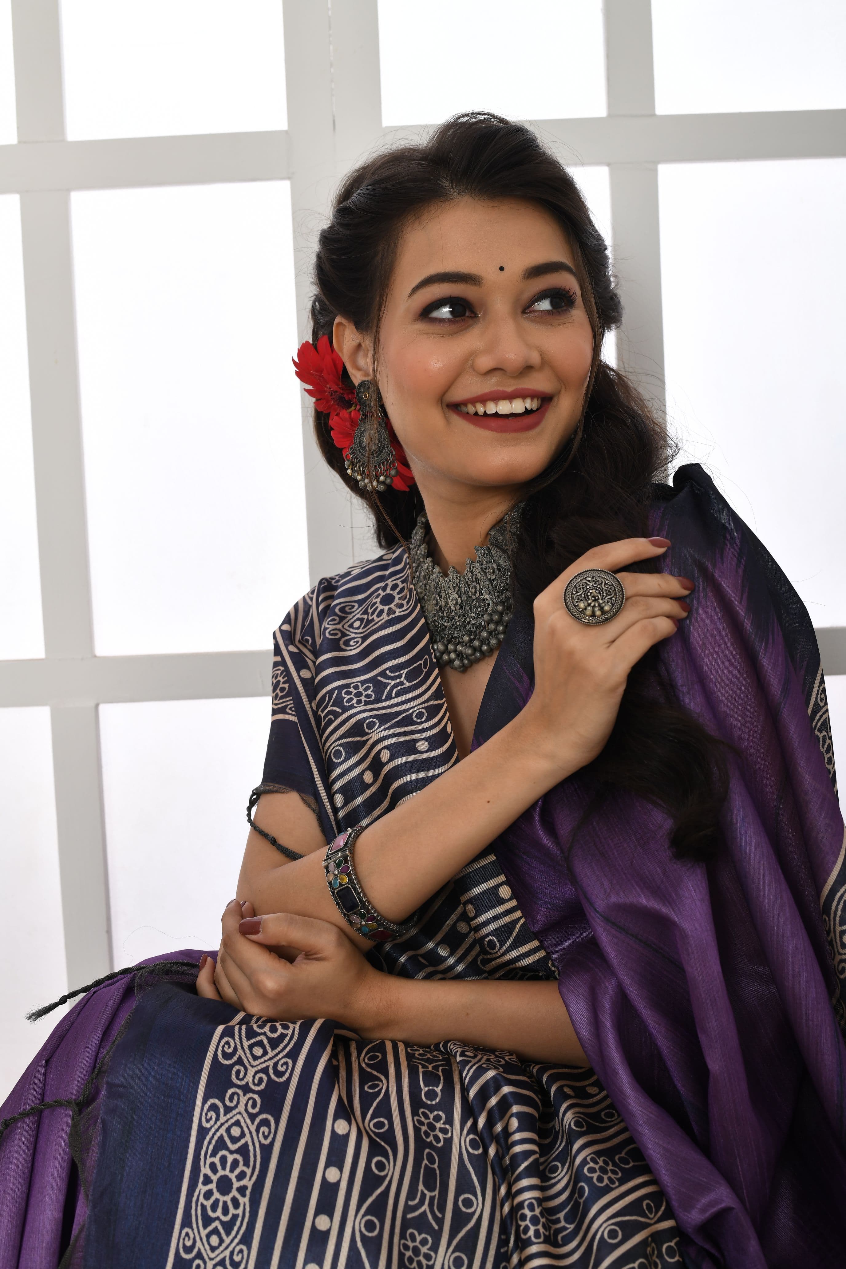 Soft Tussar Silk Saree with Temple Border & Printed Pallu