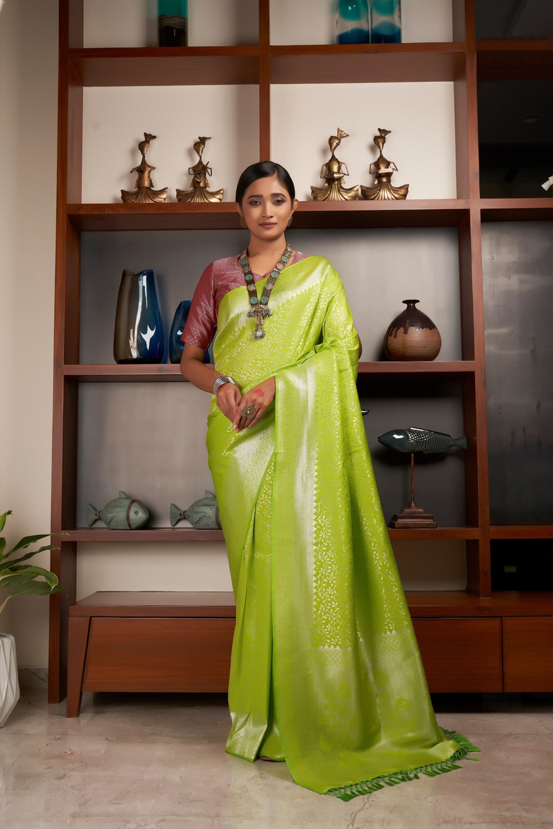 Elegant Green Kanjivaram Silk Saree with Heavy Wevon Self Designer Work