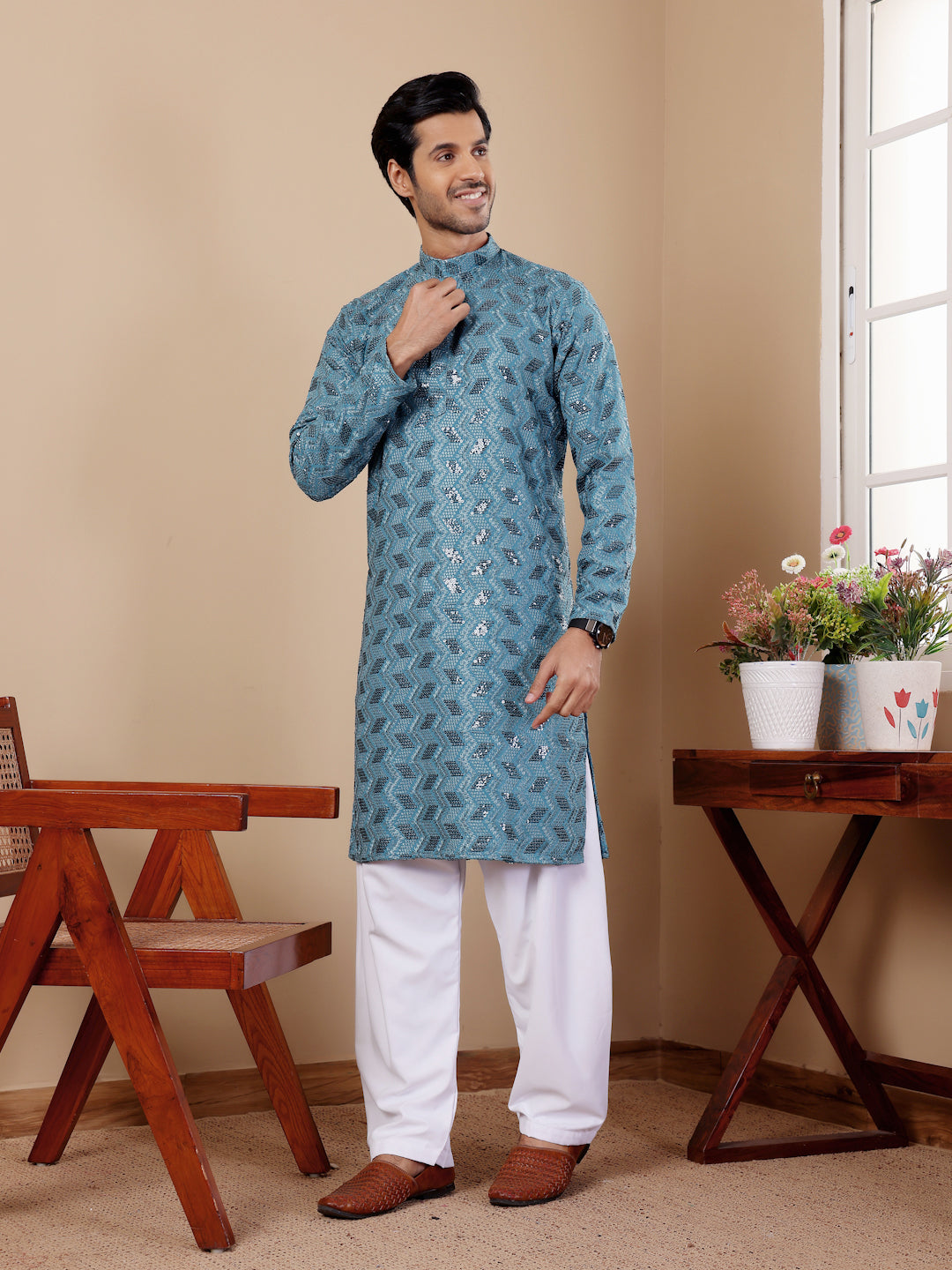 Cyan Blue Viscose Kurta with Cream Art Silk Pajama – Chikankari Embroidery