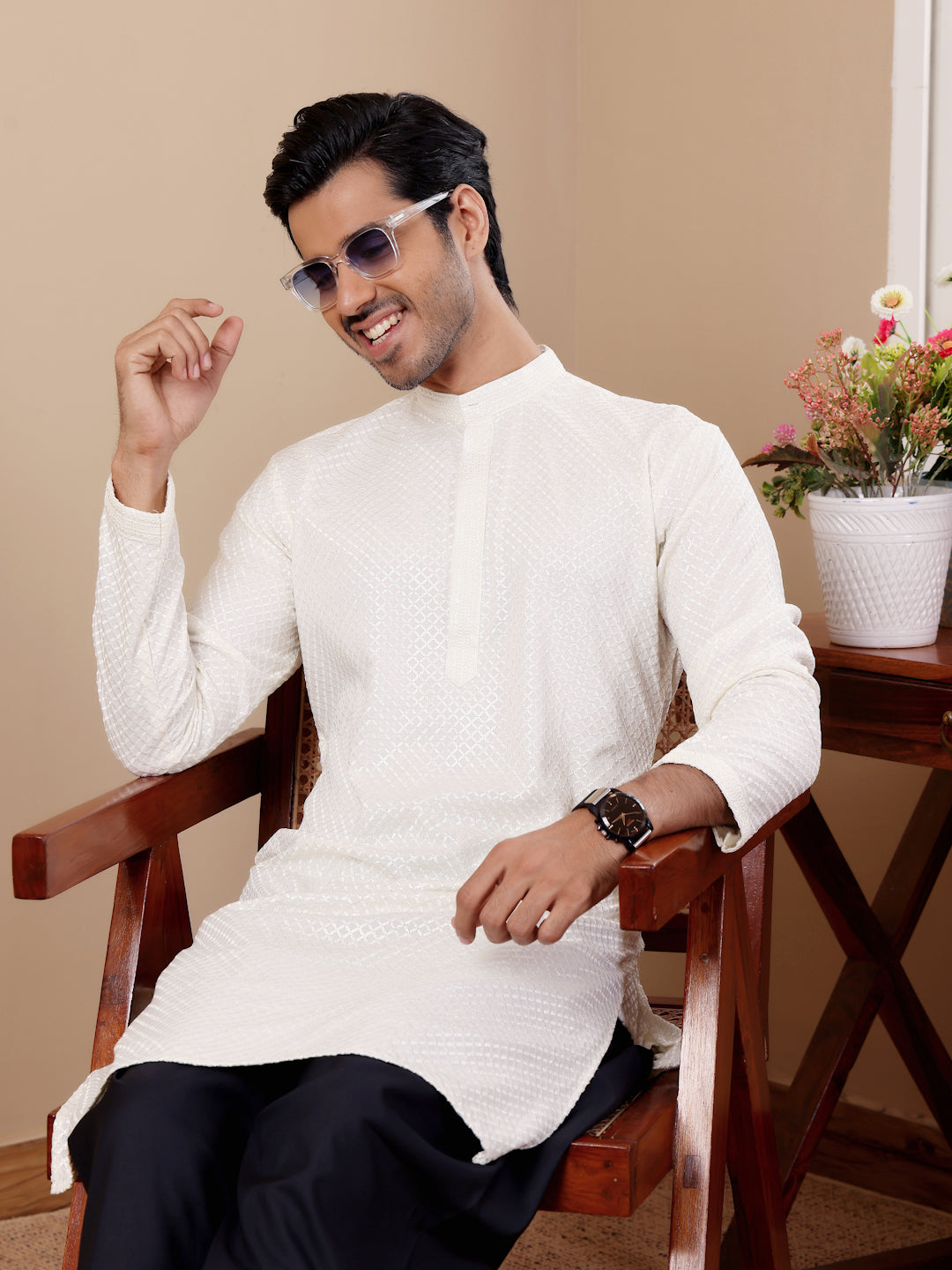 Men's Elegant White Kurta with Self-Design Embroidery