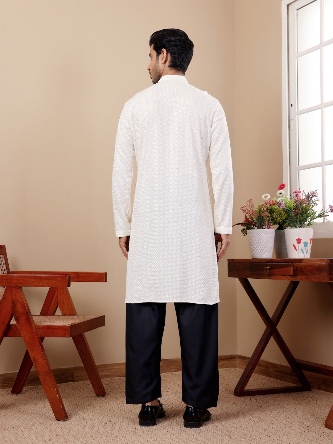Men's Elegant White Kurta with Self-Design Embroidery
