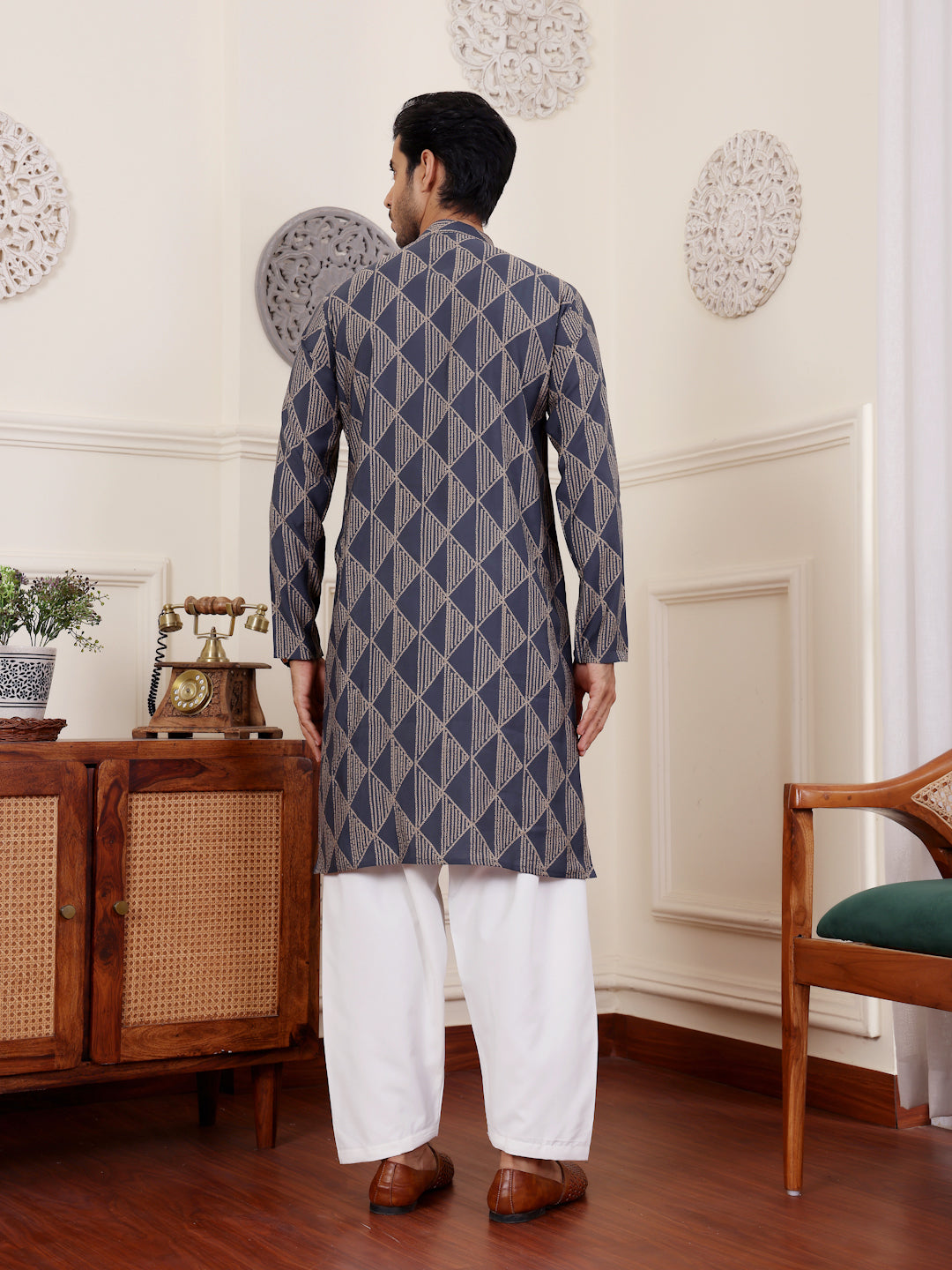 Men's Navy Blue Geometric Printed Kurta with White Pajama